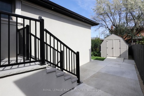 55 Flora Drive, Hamilton, ON - Outdoor With Exterior