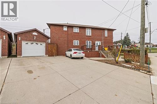107 Horning Drive, Hamilton, ON - Outdoor With Exterior