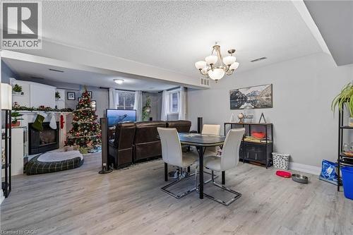 107 Horning Drive, Hamilton, ON - Indoor Photo Showing Dining Room