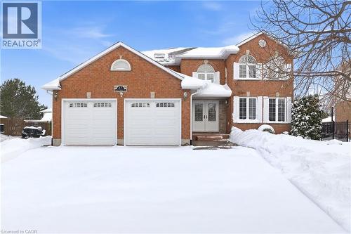 47 BURNT EMBER Court  Kitchener, ON N2A 3X3