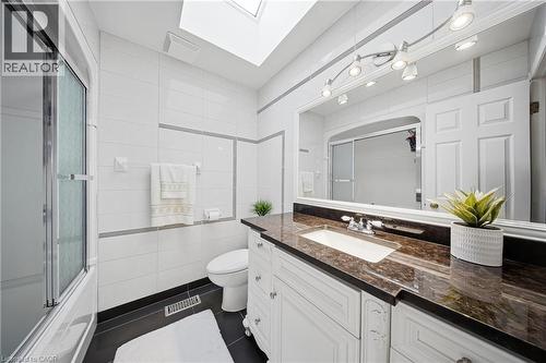 47 Burnt Ember Court, Kitchener, ON - Indoor Photo Showing Bathroom