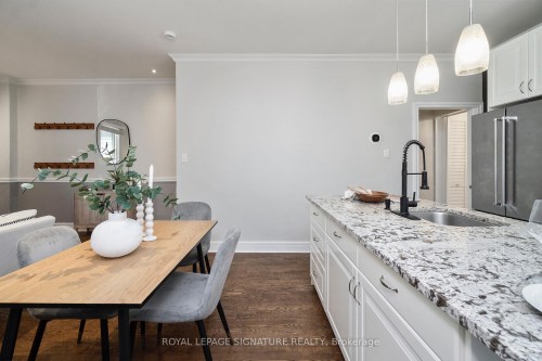 215 Yarmouth Road, Toronto, ON - Indoor