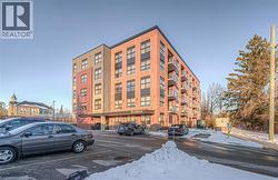 88 GIBSON Street Unit# 405  Ayr, ON N0B 1E0