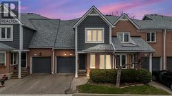 2205 SOUTH MILLWAY Unit# 82  Mississauga, ON L5L 3T2