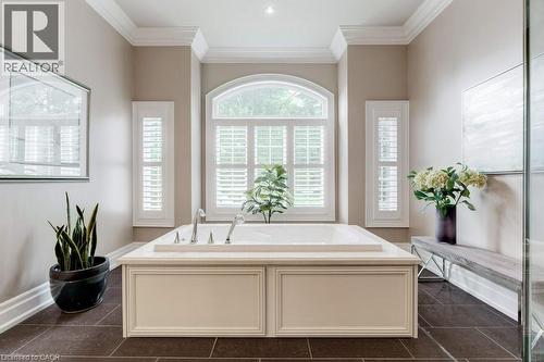 2462 No 2 Side Road, Burlington, ON - Indoor Photo Showing Bathroom