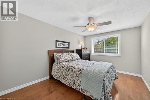 4198 Longmoor Drive Unit# 2, Burlington, ON - Indoor Photo Showing Bedroom