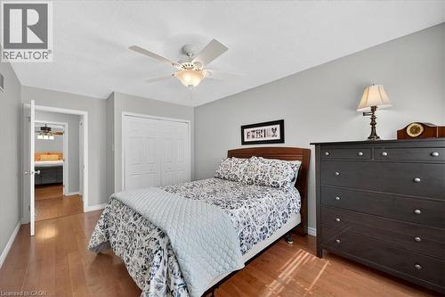 4198 Longmoor Drive Unit# 2, Burlington, ON - Indoor Photo Showing Bedroom