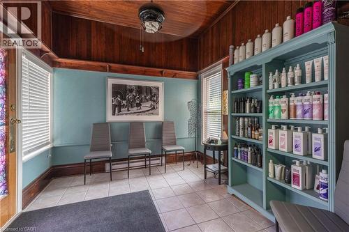 147 Geneva Street, St. Catharines, ON - Indoor