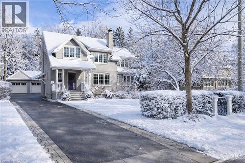 247 DOUGLAS Avenue  Oakville, ON L6J 3S2