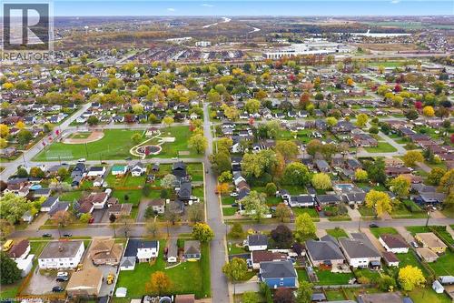 20 Thompson Avenue, Thorold, ON - Outdoor With View