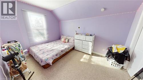 22 Emilie Street, Brantford, ON - Indoor Photo Showing Bedroom