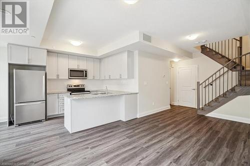 1593 Rose Way Unit# 105, Milton, ON - Indoor Photo Showing Kitchen