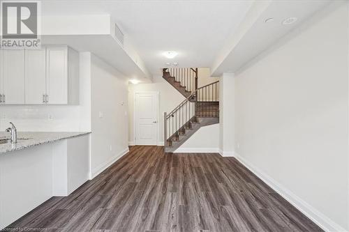 1593 Rose Way Unit# 105, Milton, ON - Indoor Photo Showing Other Room