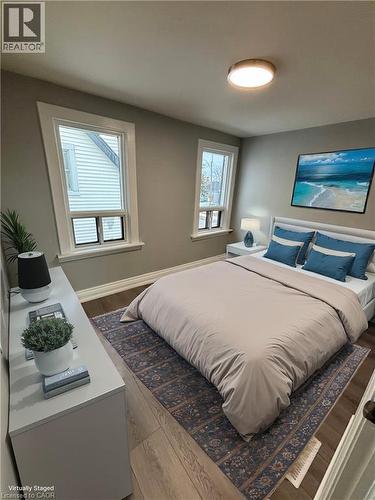 46 Delena Avenue S, Hamilton, ON - Indoor Photo Showing Bedroom