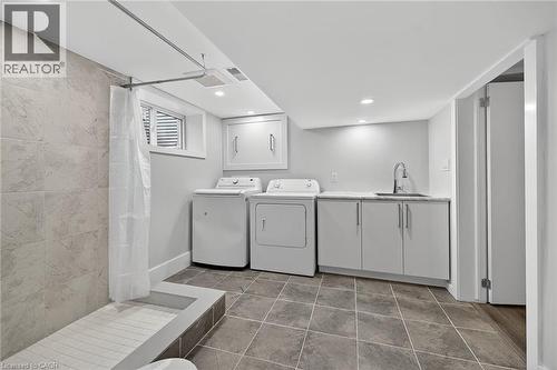 1091 Upper Wellington Street, Hamilton, ON - Indoor Photo Showing Laundry Room