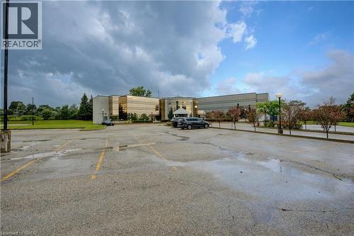 575 Riverbend Drive, Kitchener, ON 