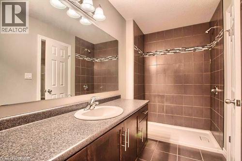 1360 Caen Avenue, Woodstock, ON - Indoor Photo Showing Bathroom