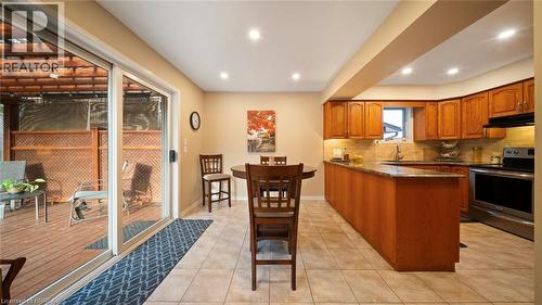 74 Gordon Street, Cambridge, ON - Indoor Photo Showing Kitchen
