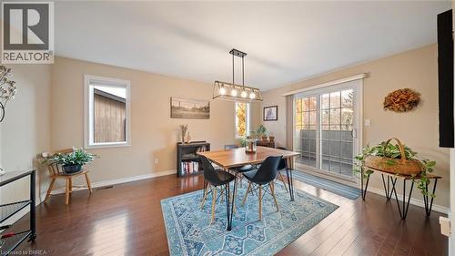 74 Gordon Street, Cambridge, ON - Indoor Photo Showing Dining Room