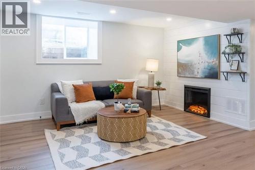 72 West 1St Street, Hamilton, ON - Indoor Photo Showing Living Room With Fireplace