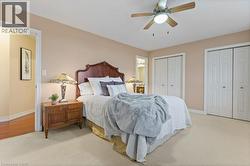 Large primary bedroom with ensuite privilege - 