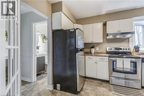 2420 Maryvale Court, Burlington, ON - Indoor Photo Showing Kitchen