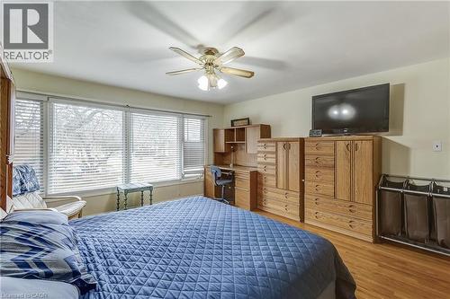 2420 Maryvale Court, Burlington, ON - Indoor Photo Showing Bedroom