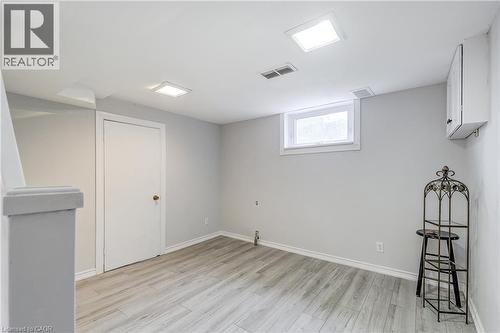 2420 Maryvale Court, Burlington, ON - Indoor