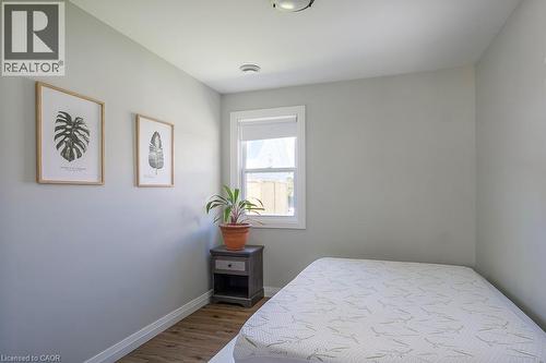197 Cedar Drive, Turkey Point, ON - Indoor Photo Showing Bedroom