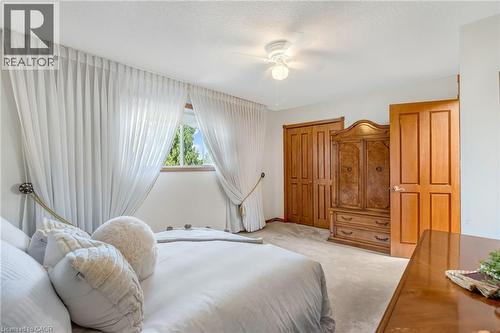 203 Margaret Avenue, Hamilton, ON - Indoor Photo Showing Bedroom