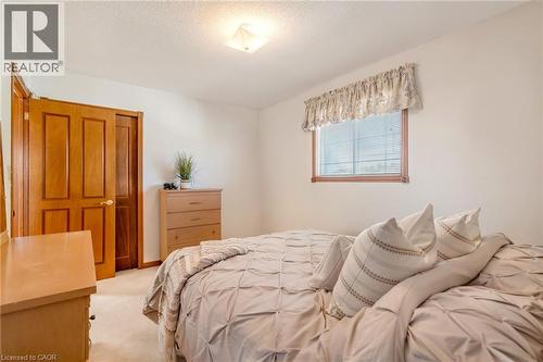 203 Margaret Avenue, Hamilton, ON - Indoor Photo Showing Bedroom