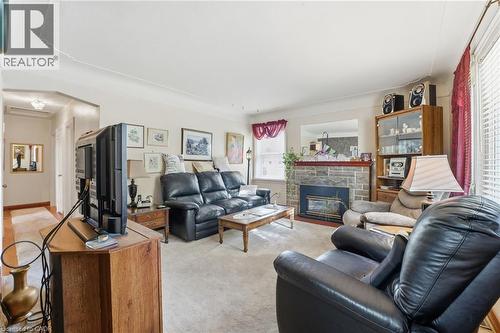 298 Sanatorium Road, Hamilton, ON - Indoor Photo Showing Living Room With Fireplace