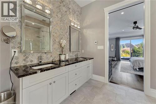 24 Tedley Boulevard, Brantford, ON - Indoor Photo Showing Bathroom