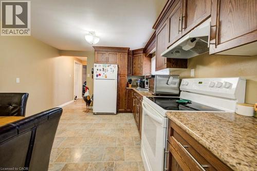 131 Thunderbird Drive, Cambridge, ON - Indoor Photo Showing Kitchen