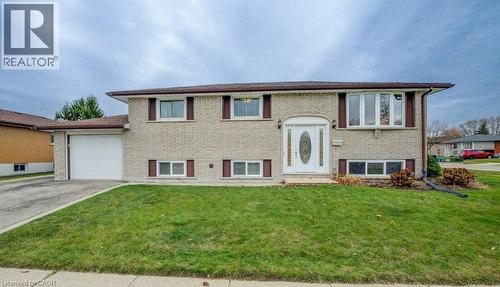 131 Thunderbird Drive, Cambridge, ON - Outdoor With Facade