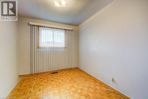 131 Thunderbird Drive, Cambridge, ON - Indoor Photo Showing Other Room