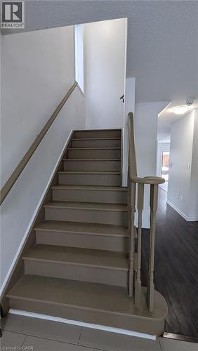19 Cromarty Avenue, Caledonia, ON - Indoor Photo Showing Other Room