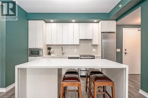 457 Plains Road E Unit# 302, Burlington, ON - Indoor Photo Showing Kitchen