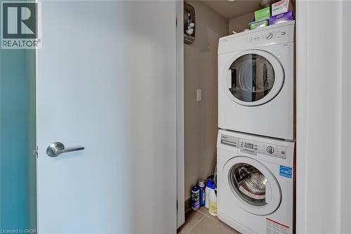 457 Plains Road E Unit# 302, Burlington, ON - Indoor Photo Showing Laundry Room