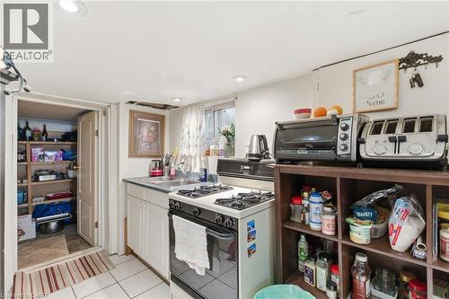 196 Avondale Street, Hamilton, ON - Indoor Photo Showing Kitchen With Double Sink