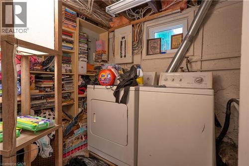 175 Burris Street, Hamilton, ON - Indoor Photo Showing Laundry Room