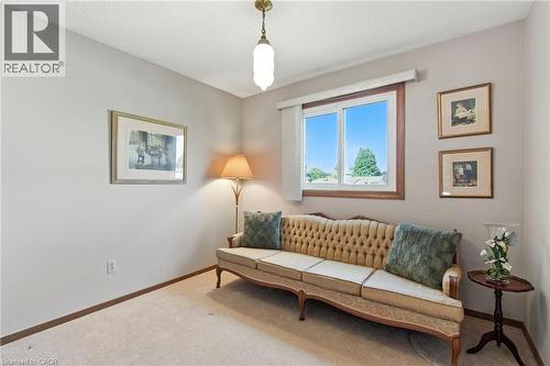 39 Megna Court, Hamilton, ON - Indoor