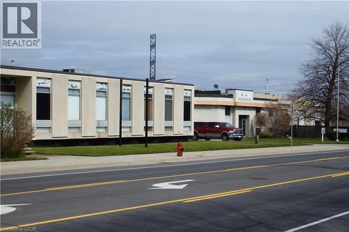 View of building exterior - 821 Woodward Avenue, Hamilton, ON 