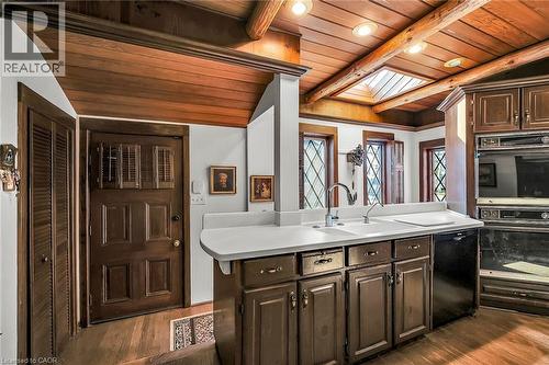 793 Shadeland Avenue, Burlington, ON - Indoor Photo Showing Kitchen With Double Sink