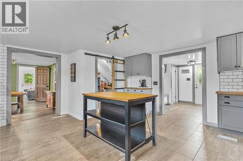 444 Webber Road, Pelham, ON - Indoor Photo Showing Kitchen