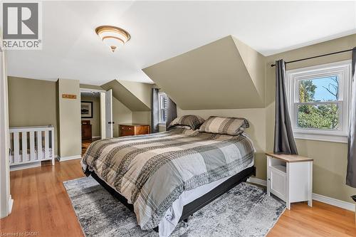 444 Webber Road, Pelham, ON - Indoor Photo Showing Bedroom