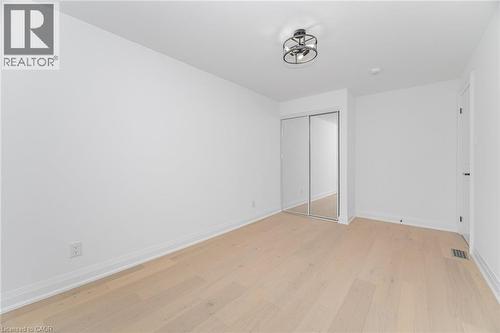 285 Charlton Avenue W, Hamilton, ON - Indoor Photo Showing Other Room