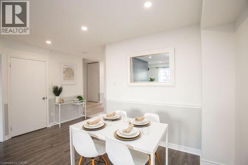 2350 Grand Ravine Drive Unit# 12, Oakville, ON - Indoor Photo Showing Dining Room