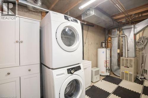 2350 Grand Ravine Drive Unit# 12, Oakville, ON - Indoor Photo Showing Laundry Room