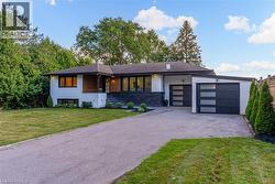 6461 DICKENSON Road E  Mount Hope, ON L0R 1W0